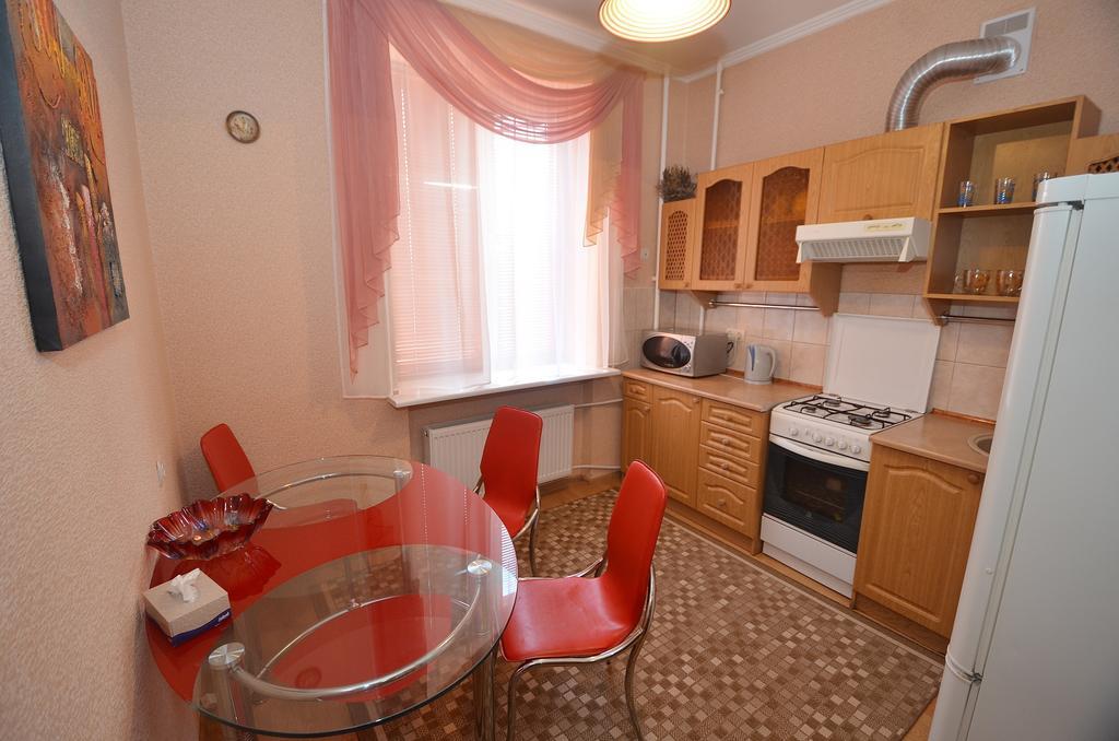 Apartments In The City Center On Sobornaya Street Mykolajiv Kamer foto